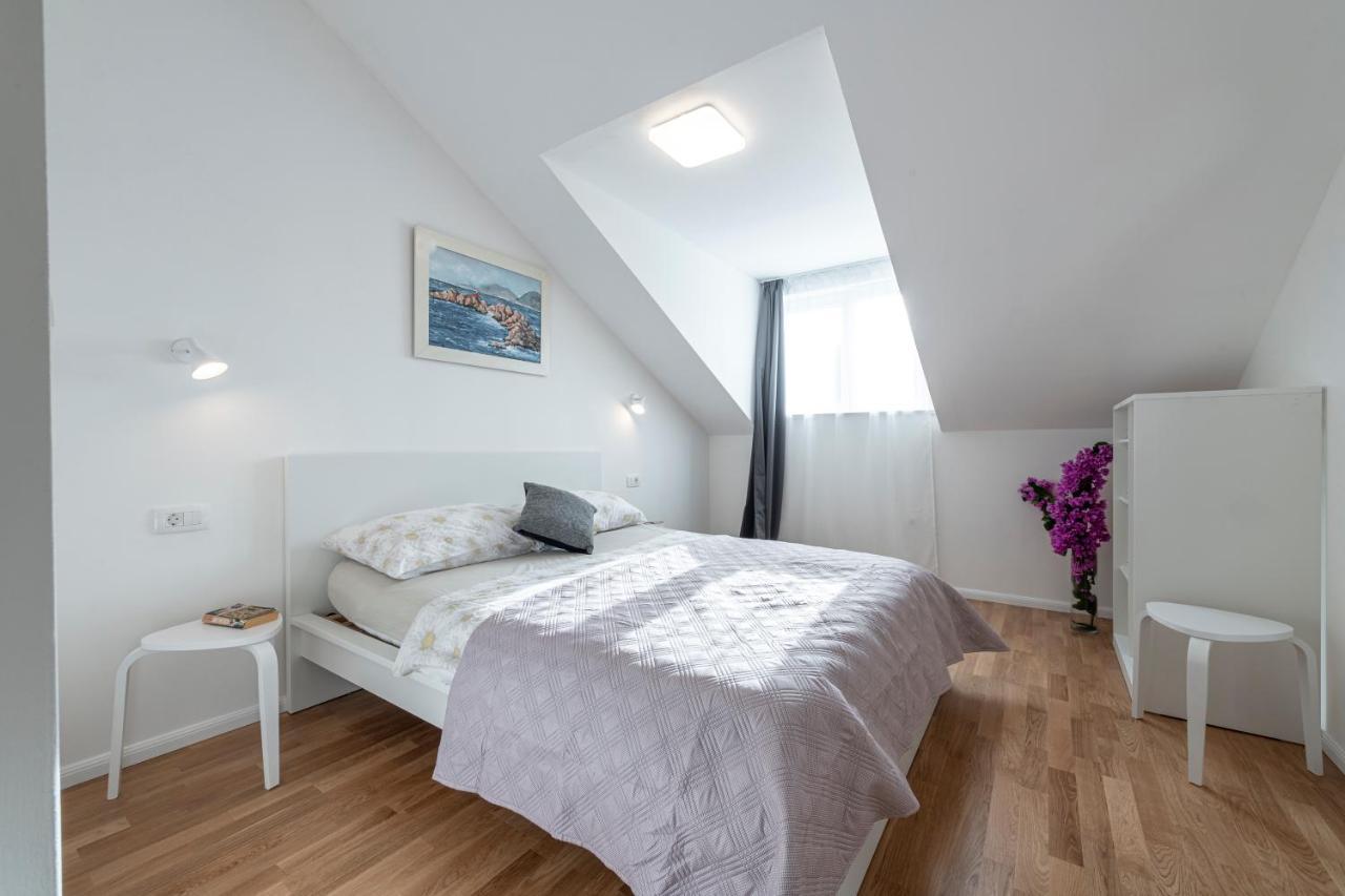 Apartment Meri Dubrovnik Bagian luar foto